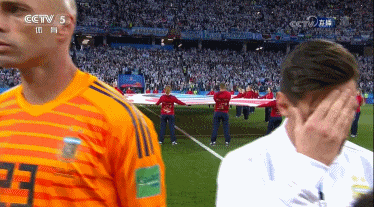 风尚圈梅西.gif