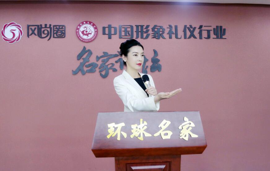 汪品郡.jpg
