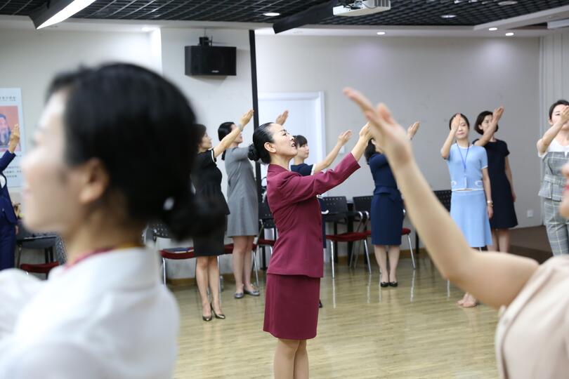 风尚礼仪培训班1.jpg